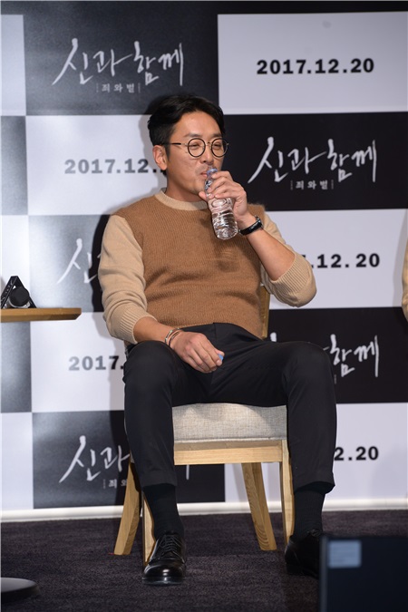 河正宇、车太贤、金香起等出席韩国电影《与神同行》与观众对话活动