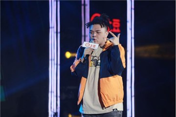 《中国有嘻哈》人气歌手 艾福杰尼