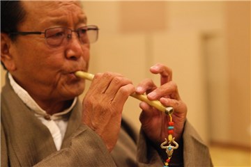 (藏族音乐录制现场 )