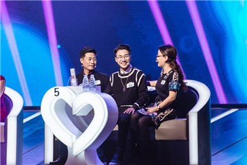 孟达一家三口