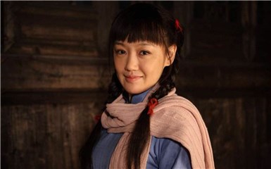 《带弹孔的勋章》剧照