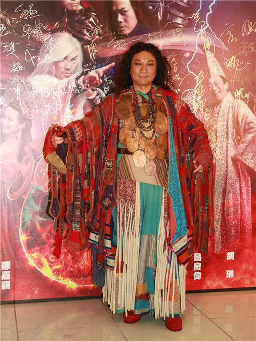 郑嘉颖、谢天华、吕良伟、谭耀文、黎耀祥等出席《风云》舞台剧