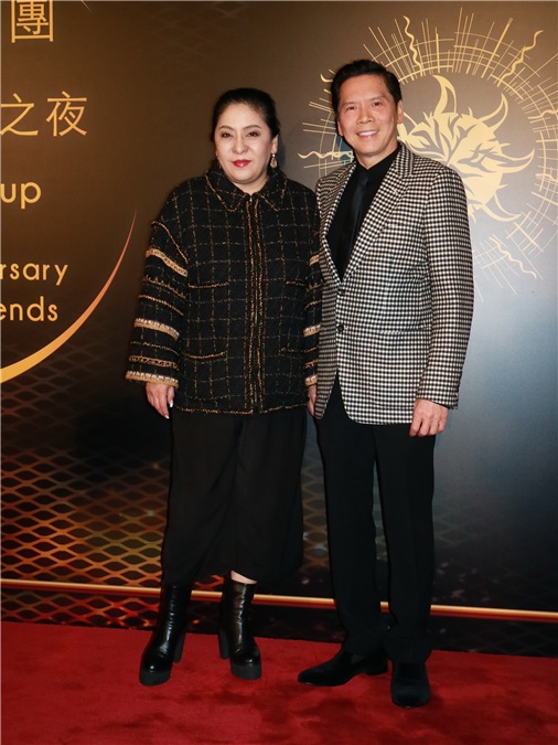 杨千嬅、薛凯琪等出席「太阳城10周年传奇之夜」的庆祝活动