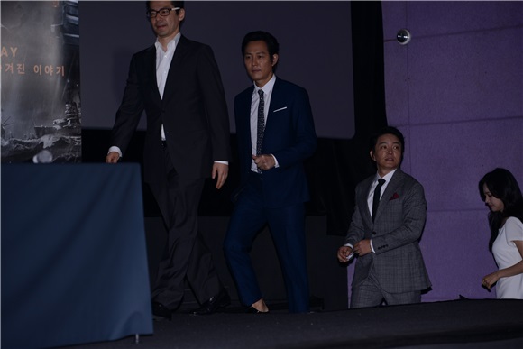 电影《仁川登陆作战》试映会李政宰、陈世妍等主创出席