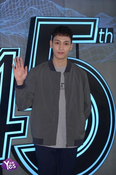 〈Yes 首尔现场〉李昇基、崔泰俊出席某品牌纪念活动