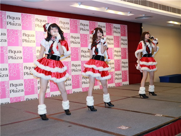AK48成员武藤十梦、込山榛香、川本纱矢出席香港「粉丝见面会」