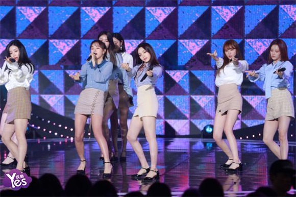 〈Yes 首尔现场〉MOMOLAND《The show》献精彩演绎获第一名