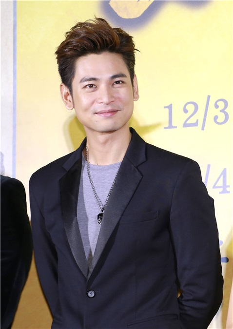 李国毅、连俞涵等出席《如朕亲临》首映记者会