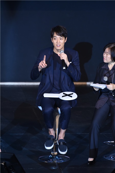 韩星金来元举办粉丝见面会