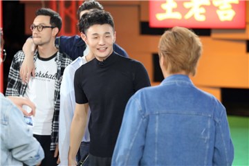 罗志祥李荣浩抢人大战