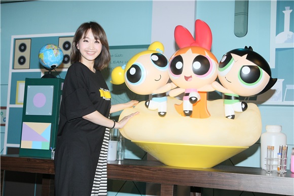 朱俐静出席飞天女神特展