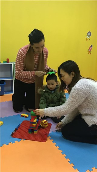 邹咏珈陈斐