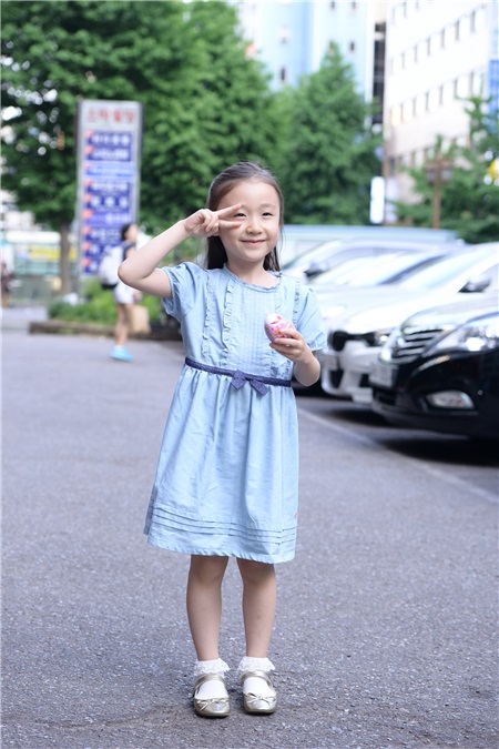 〈Yes 首尔现场〉崔振赫尹贤旻李俞英等出席亮相《隧道》杀青宴