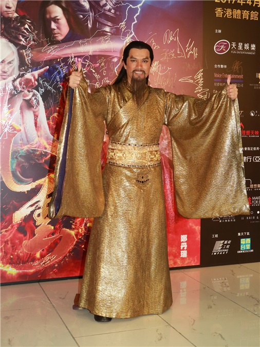 郑嘉颖、谢天华、吕良伟、谭耀文、黎耀祥等出席《风云》舞台剧