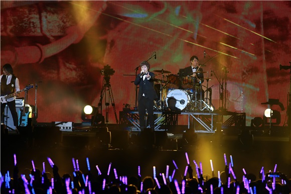 五月天《JUST ROCK IT 2016就是演唱会》台北站