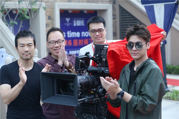 李易峰突破挑战烧脑大戏 搭档廖凡拼演技引期待