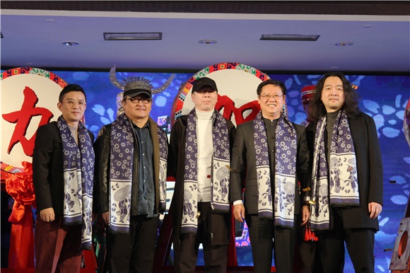冯小刚刘欢捞仔携手《魅力湘西》「魅力加速中」