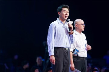 杨嘉骏现场唱老歌