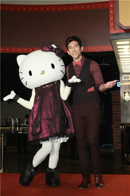 修杰楷 HELLO KITTY RED CARPET餐厅开幕活动