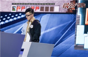 超级队员栾雨发挥惊人