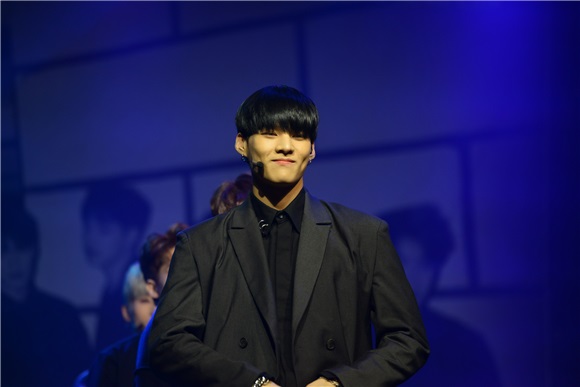 男团VICTON办新辑showcase