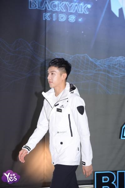 〈Yes 首尔现场〉李昇基、崔泰俊出席某品牌纪念活动