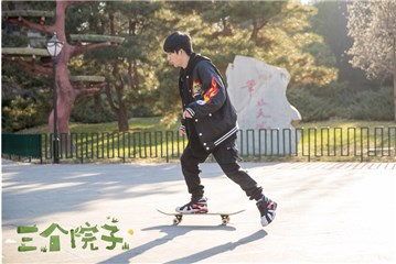 滑板少年大张伟