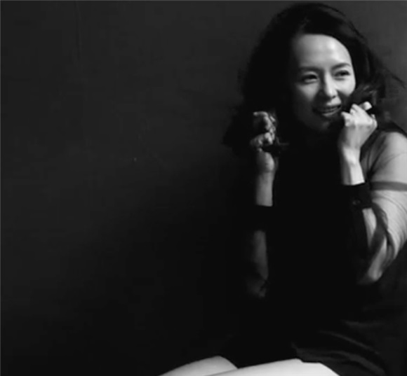 章子怡等好莱坞女演员 素颜出镜登最性感年历