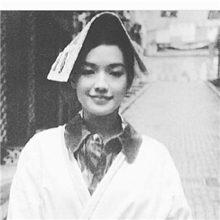 舒淇晒旧照忆当年 甜美的笑容依然不变