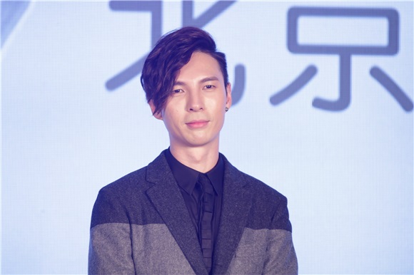 陈势安加盟华纳后的首张专辑北京媒体见面会