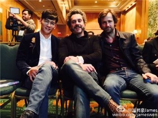 国际艾美奖准影帝合影缺了霍夫曼大佬  温昇豪呼可惜