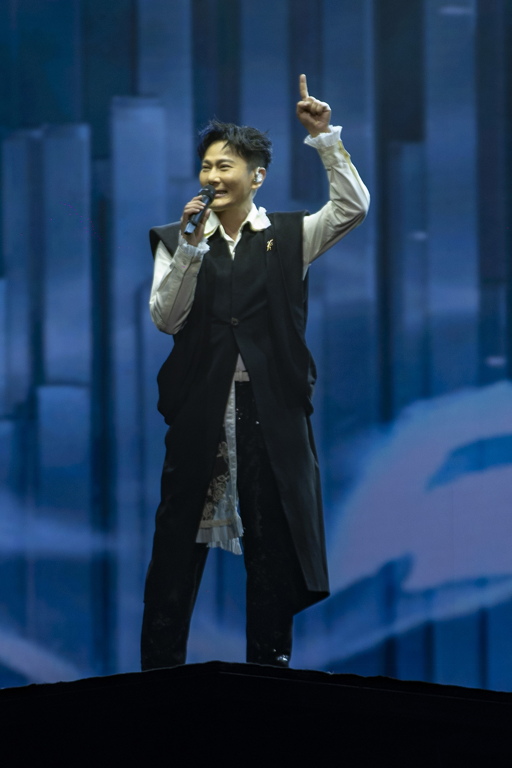 张信哲《未来式》2.0北京步入第20站也是1.0首场引爆地