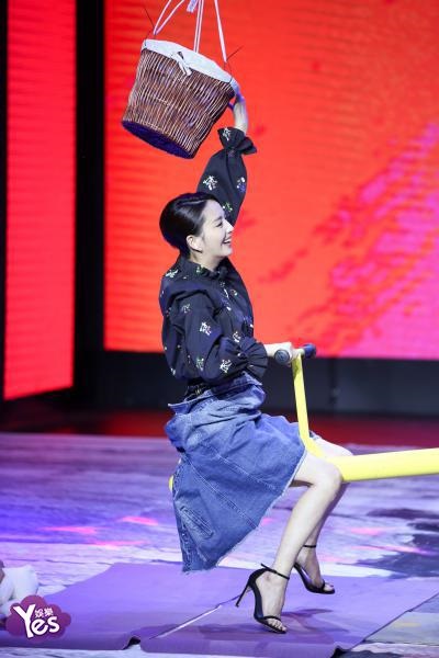 〈Yes 北京现场〉《超时空同居》举办发布会 雷佳音佟丽娅爆笑上演超时空爱恋