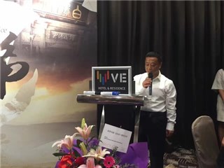 17年3月电影《极品师徒》在马来西亚杀青是周总致辞