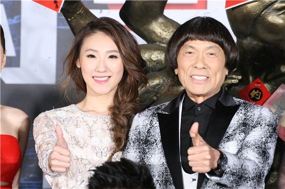 导演黄朝亮、猪哥亮、蓝正龙、吴克群等出席《大钓哥》首映记者会