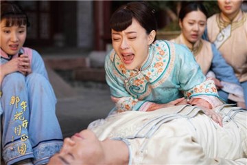《那年花开月正圆》吴家父子相继领盒饭 网友：这盒饭来的太快
