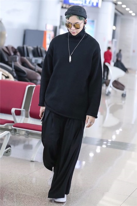 想做潮男很简单的,Follow陈伟霆的私服就够了!