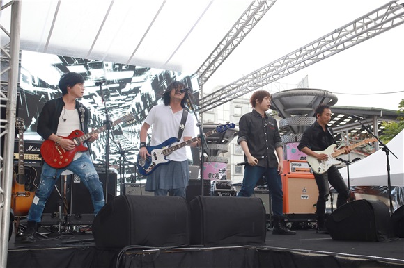 五月天《作品9号》发片首唱会