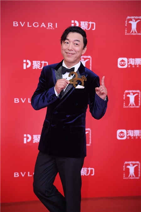 众星云集红毯星光熠熠 朱茵段奕宏携新剧亮相红毯