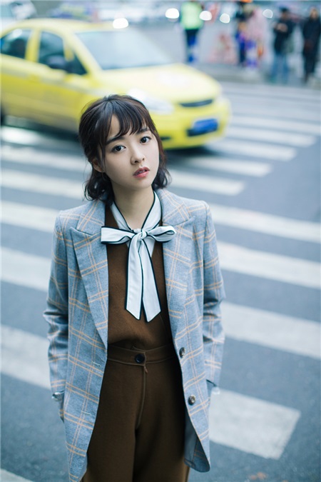 余心恬写真玩转小清新 灵动可爱展现少女魅力