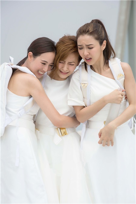 张钧甯《闺蜜2》今日上映 突破形象挑战新戏路