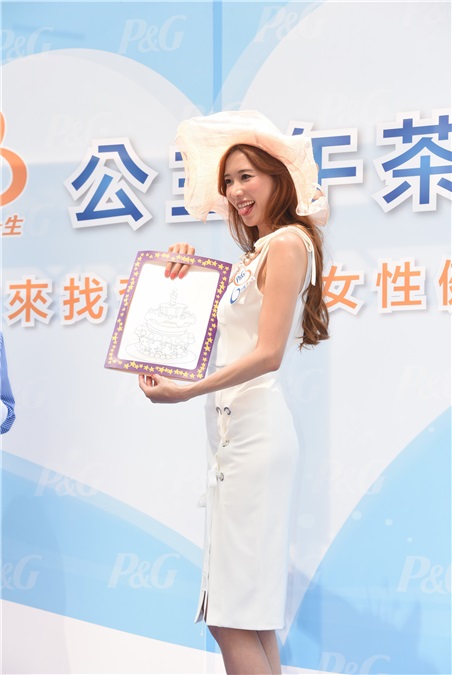 林志玲出席乳癌防治宣传活动