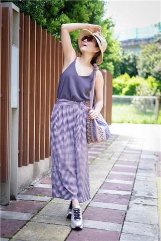 ELLA的时尚姿势非常「绮梦」 粉丝笑回：腋下如何？