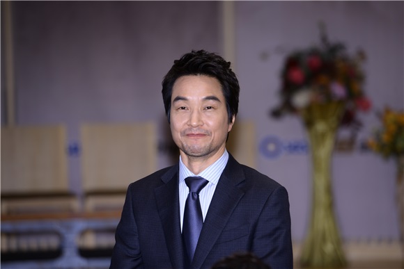 柳演锡、徐贤真等主出席新剧《浪漫医生金实福》制作发表会