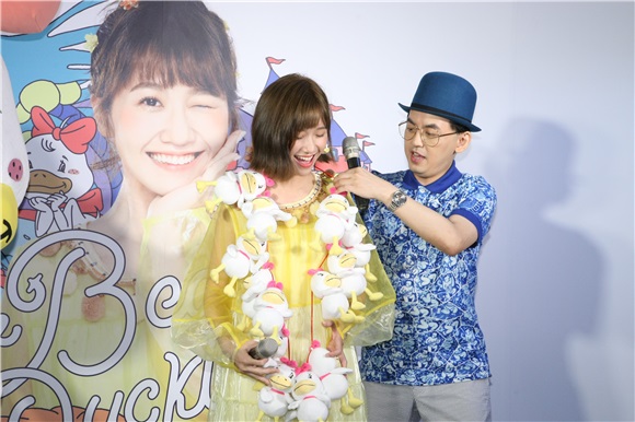 LuLu出专辑(赶鸭子)上架之拜会恩师黄子佼