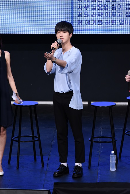 韩团SUPER JUNIOR成员艺声来台出席宣传专辑活动