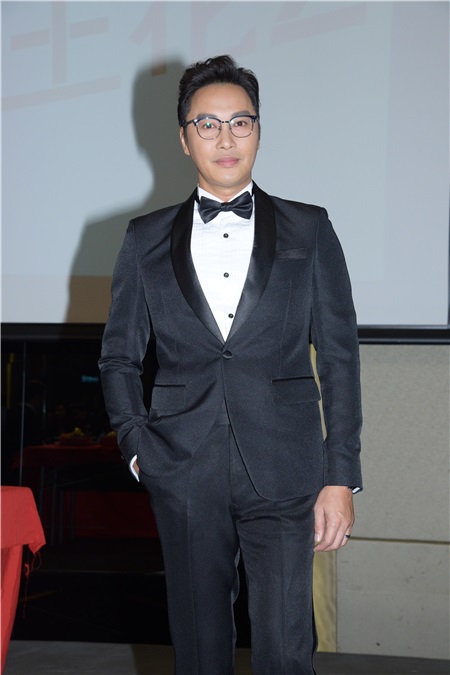 谭耀文、袁文杰等出席《辣警霸王花2》举行电影探班