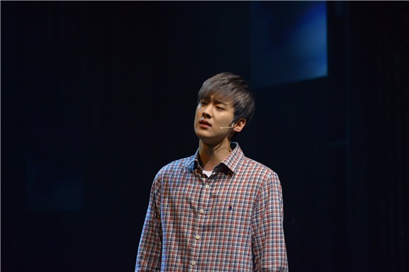 《伟大的盖茨比》TEENTOP天地饰深情男 与BOYFRIEND贤星飙唱大展兄弟情