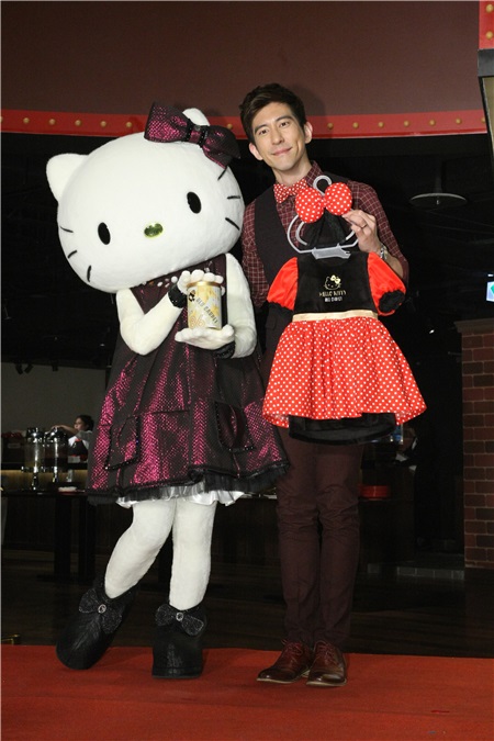 修杰楷 HELLO KITTY RED CARPET餐厅开幕活动
