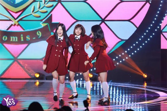 〈Yes 首尔现场〉MOMOLAND《The show》献精彩演绎获第一名